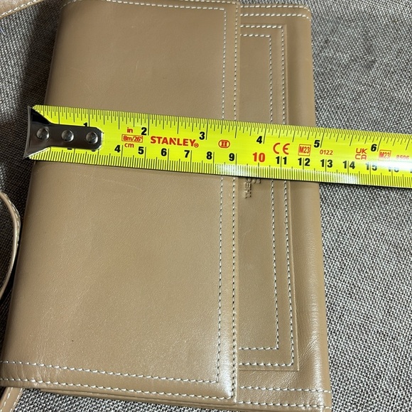 The SAK Envelope Tan Leather Small Shoulder Bag - Picture 10 of 10